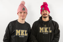 Load image into Gallery viewer, Bobble hat 25/26
